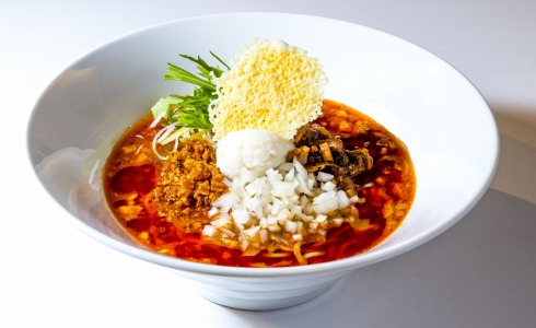 赤麻辣担々麺